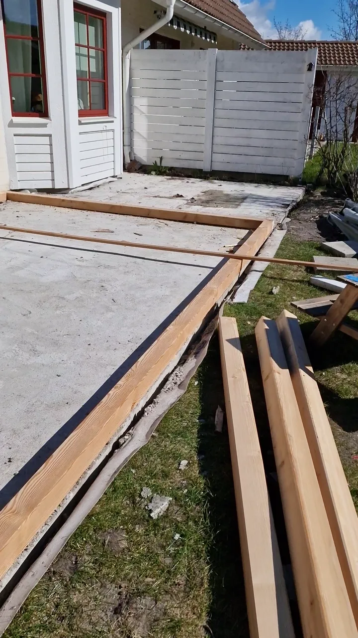 Grundarbejde til ny terrasse
